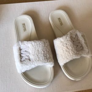 MK Velcro slides